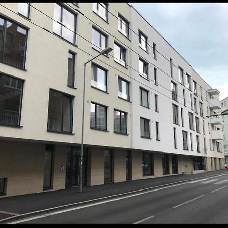 Skau Piano Family & Business Apartment Free Parking Bratislava Exterior foto