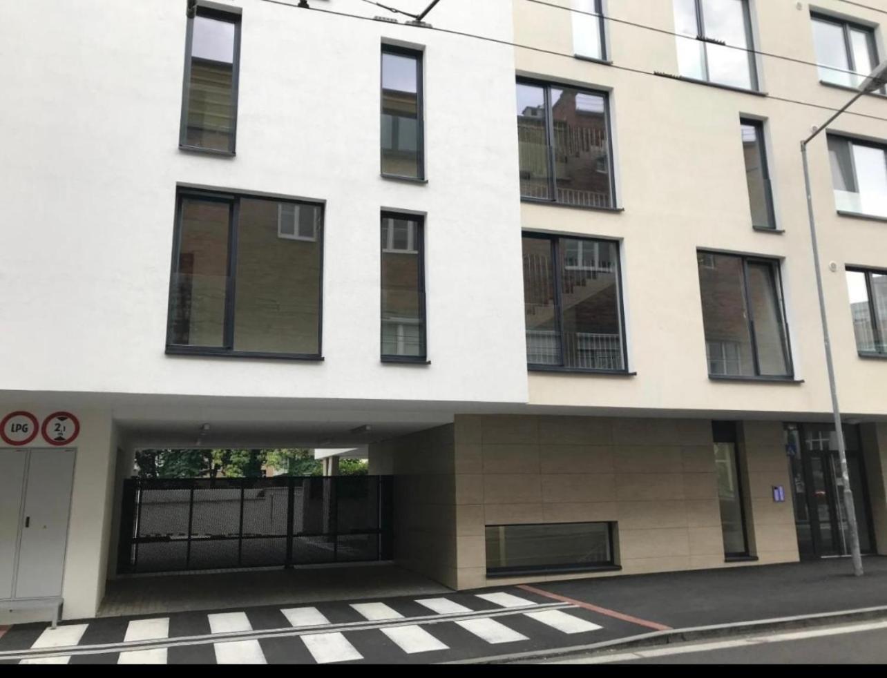 Skau Piano Family & Business Apartment Free Parking Bratislava Exterior foto